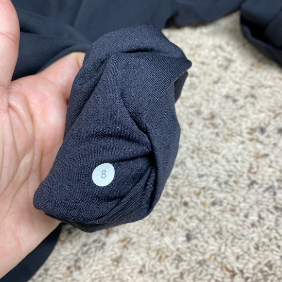 Lululemon Bhakti Yoga Jacket Black Womens Sz 8 - Picture 13 of 13